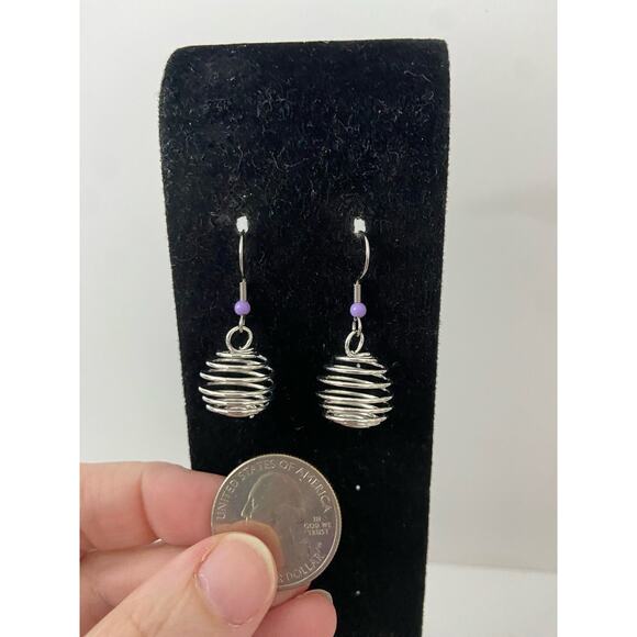 Handmade abstract cage, earrings, silver tone - Picture 2 of 3